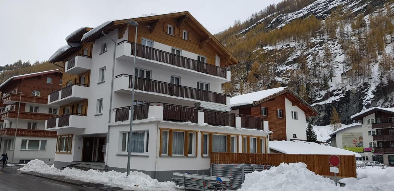 Haus Astoria Apartman Saas-Grund Kültér fotó