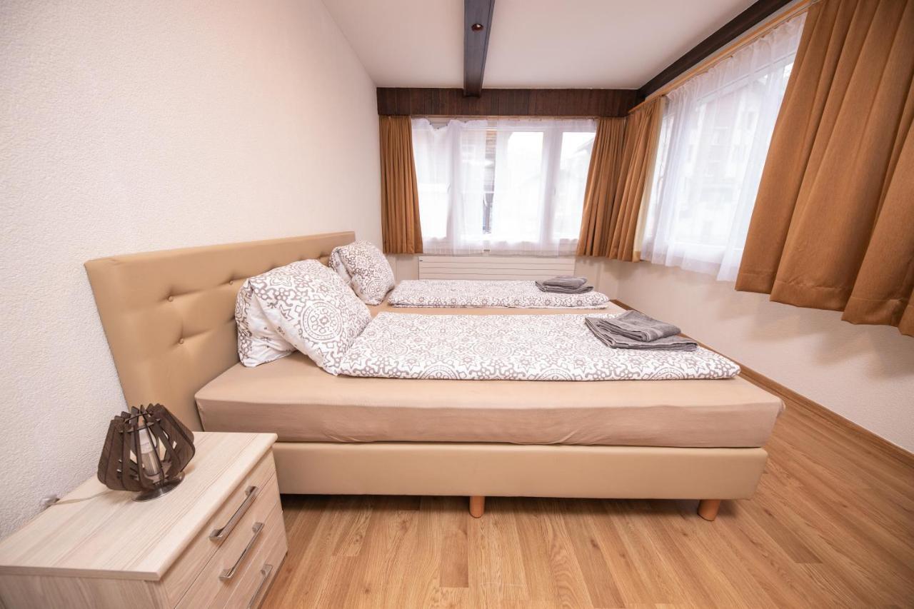 Haus Astoria Apartman Saas-Grund Kültér fotó