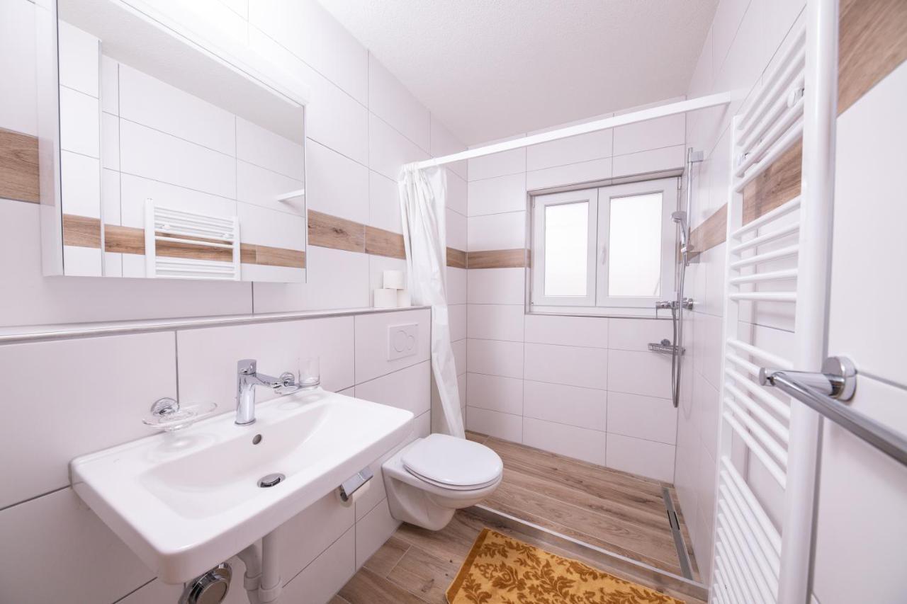 Haus Astoria Apartman Saas-Grund Kültér fotó